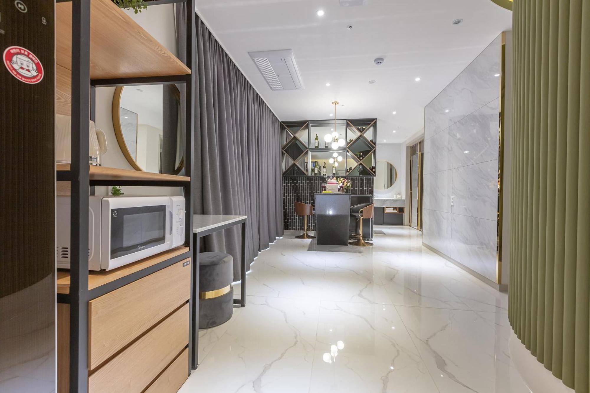 Nomad Hotel Gimhae Екстер'єр фото
