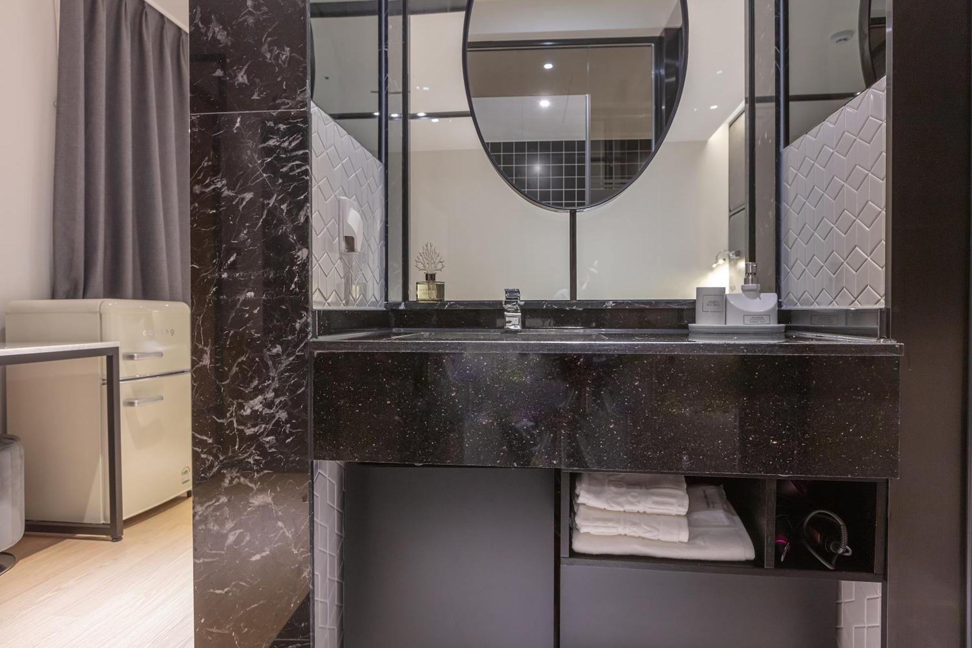 Nomad Hotel Gimhae Екстер'єр фото