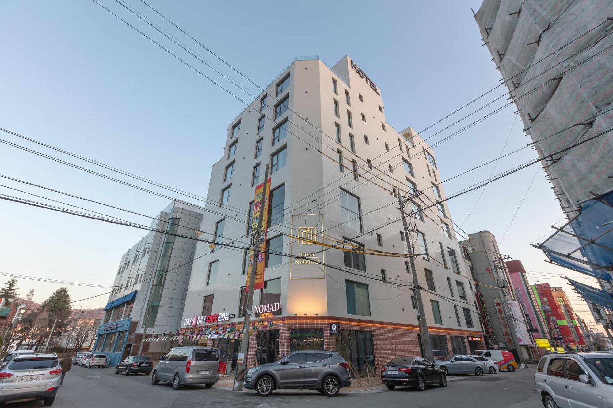 Nomad Hotel Gimhae Екстер'єр фото